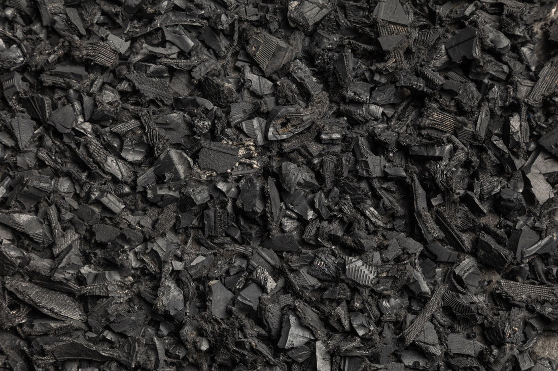 Black Rubber Mulch Nuggets