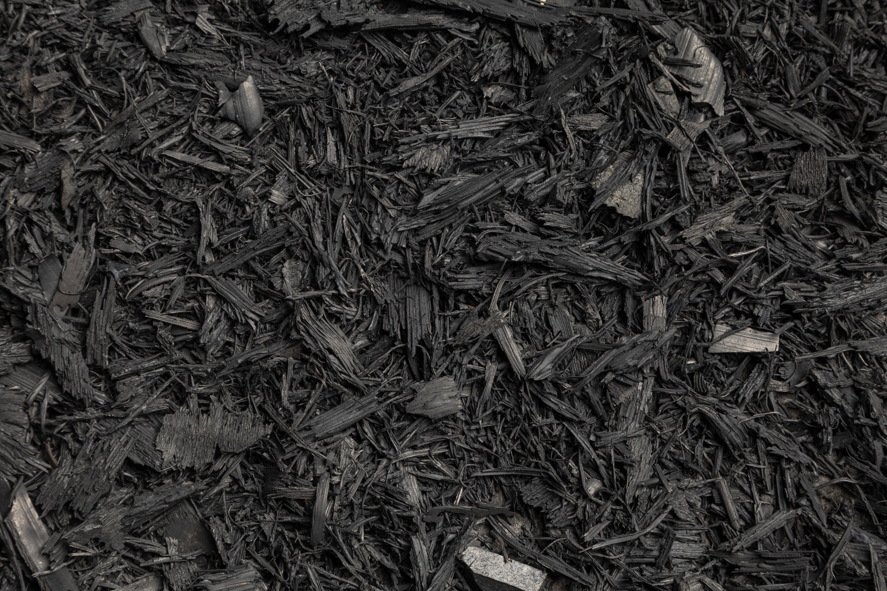 Black Shredded Rubber Mulch