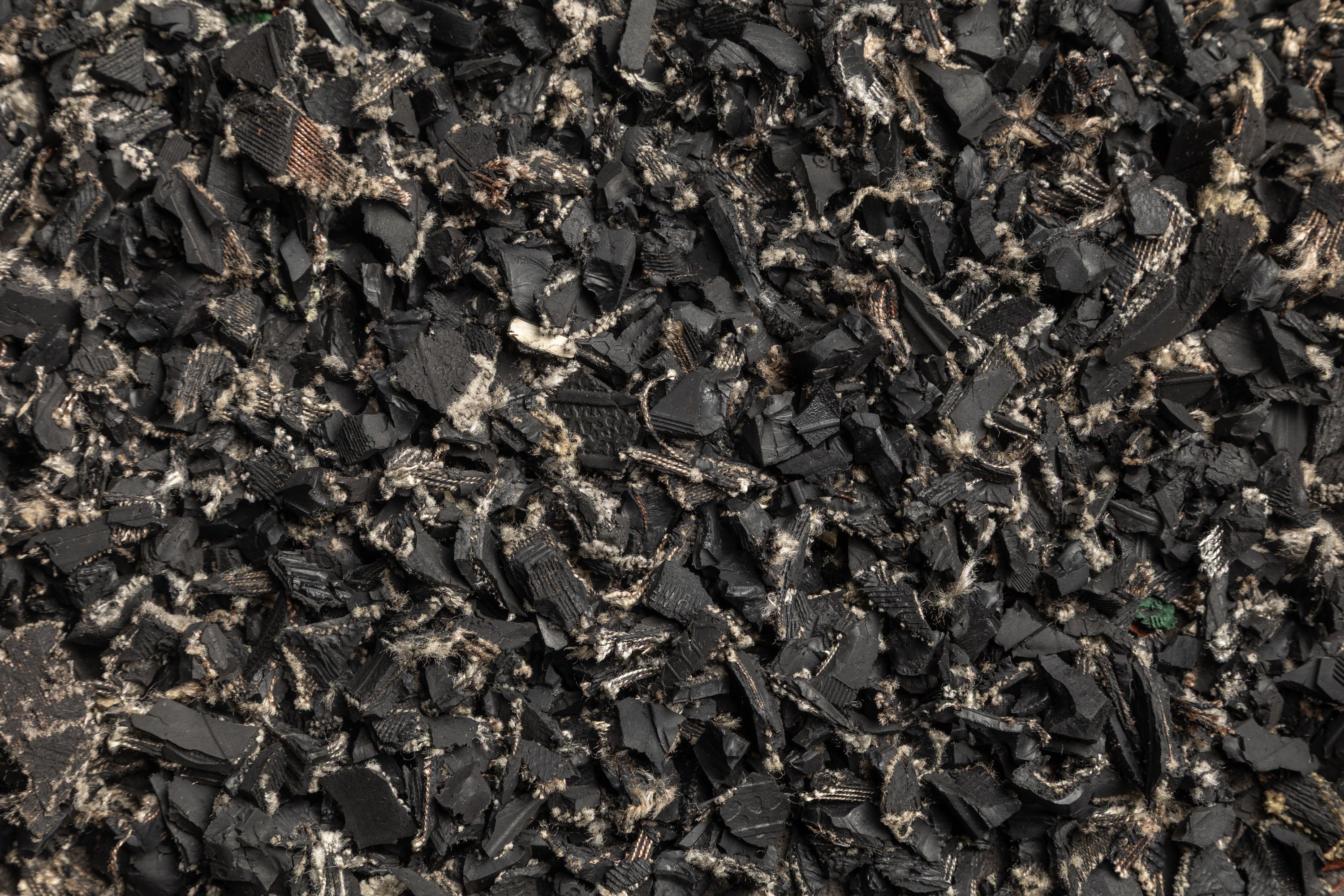 Uncoated Rubber Mulch Nuggets